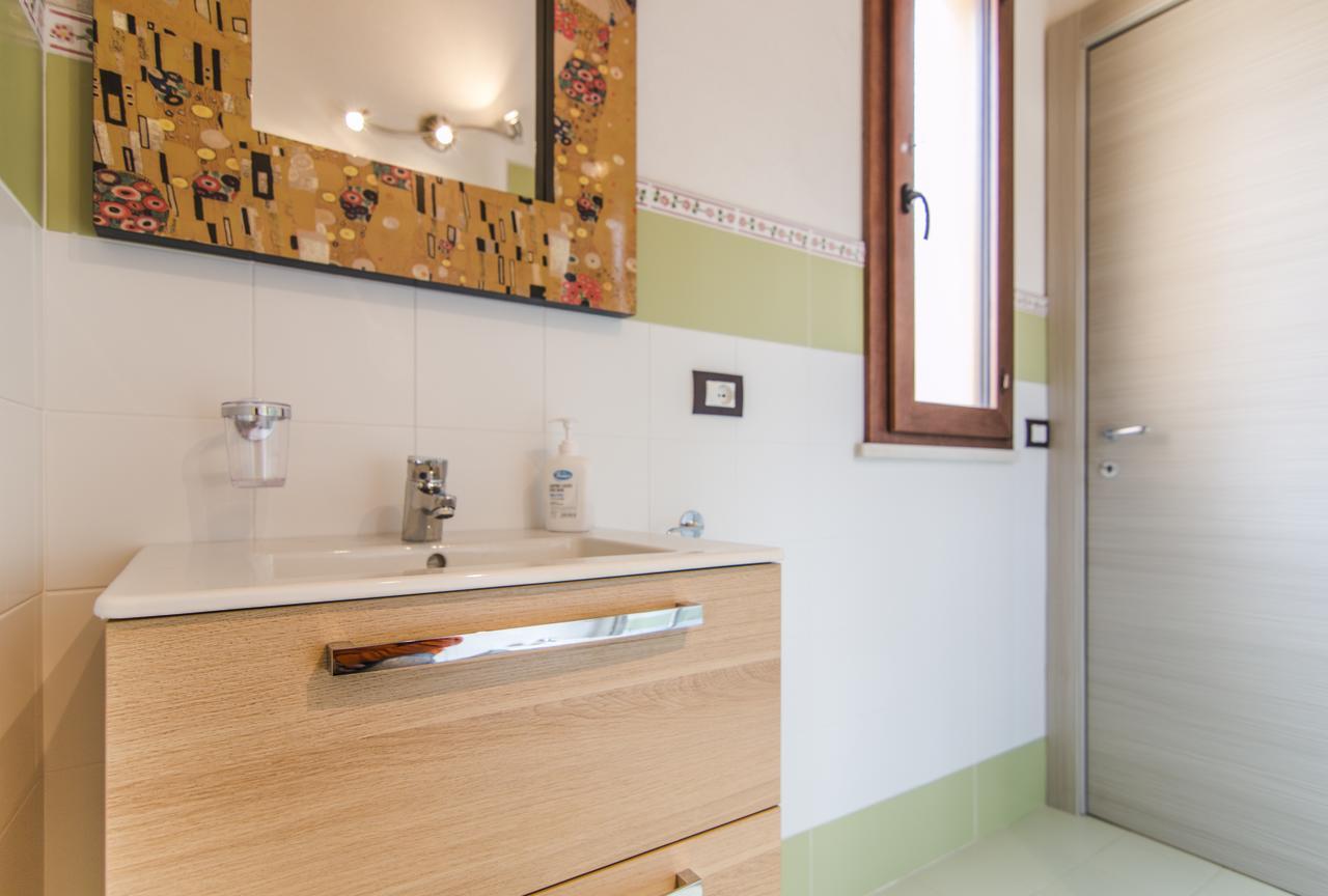 Bed and Breakfast Abbraccio del Carrubo Scicli Esterno foto