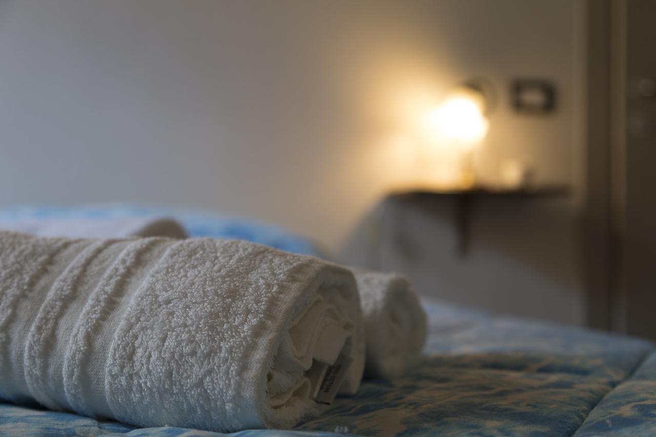 Bed and Breakfast Abbraccio del Carrubo Scicli Esterno foto